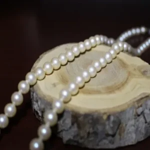 freshwater pearls necklace